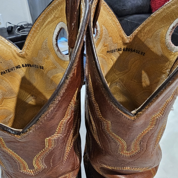 Justin Men's Cowboy Boots Brown Leather Sz 9 EE GUC - Picture 5 of 10